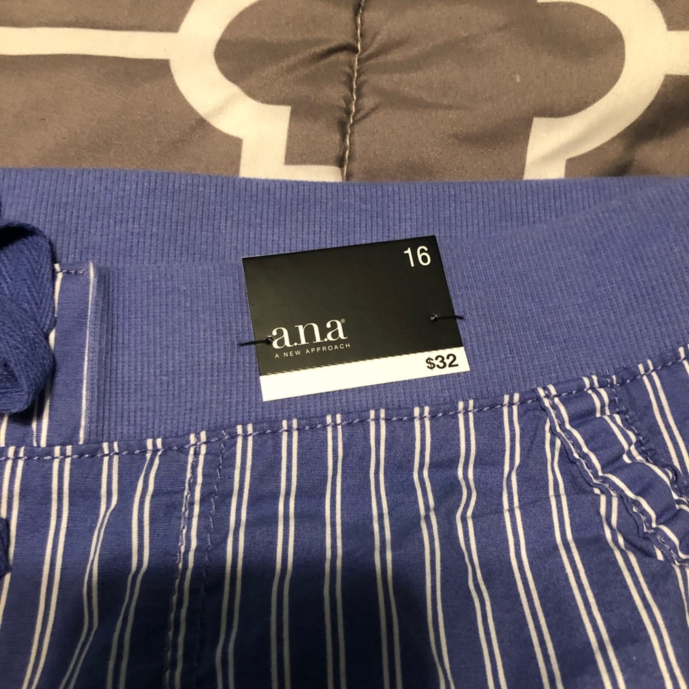 A.N.A knit waist shorts